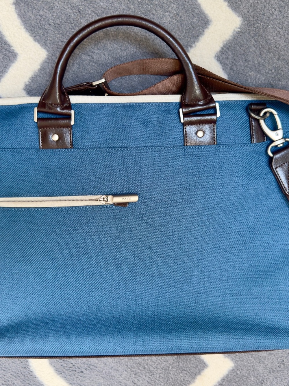 Moshi Urbana Lite Slim Laptop Bag